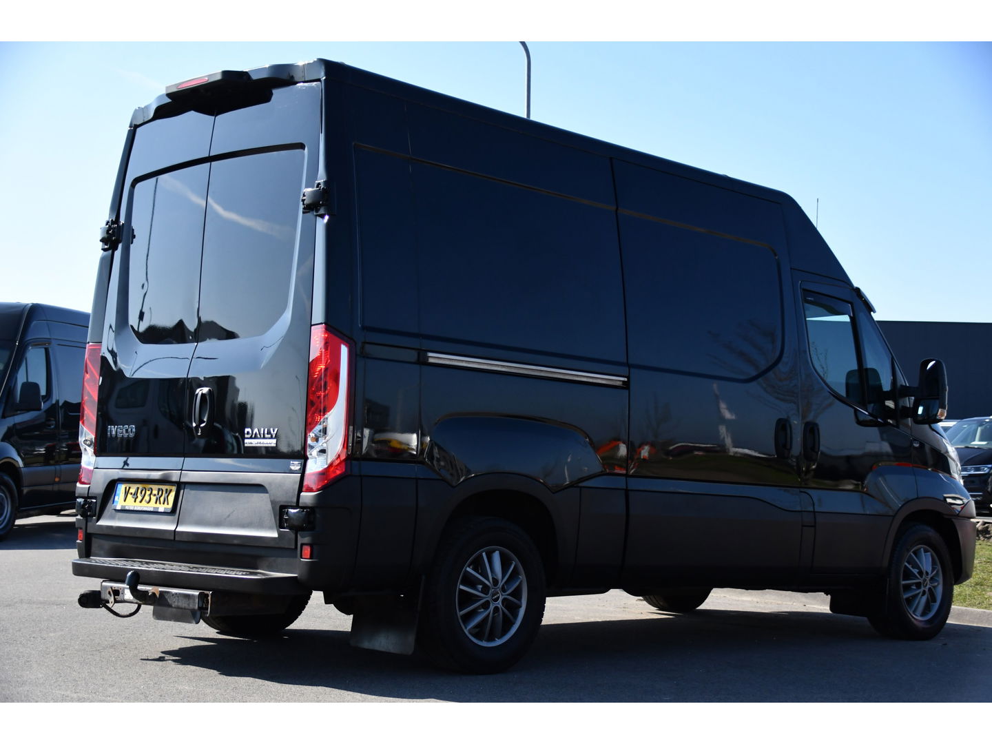 Iveco Daily 35S16V 2.3 352 H3 L PB Edition Camera, Cruise, 3500kg Trekhaak, Automaat, 155pk, Clima, Uniek!