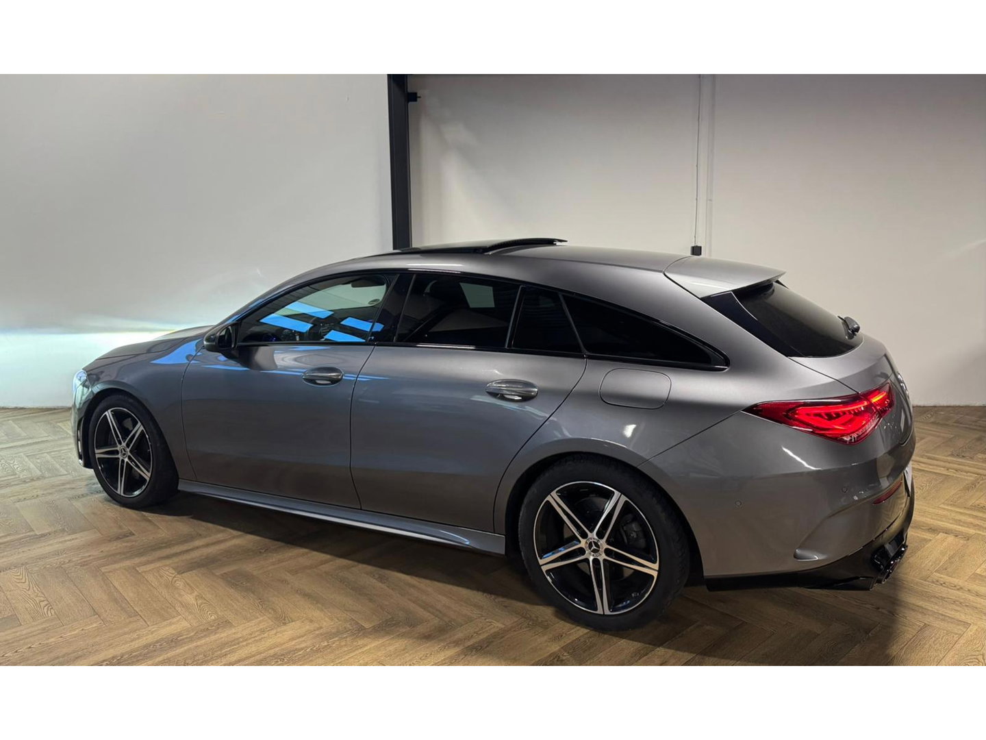 Mercedes-Benz CLA-Klasse Shooting Brake 250 4MATIC AMG Line PANO HUD VOL'