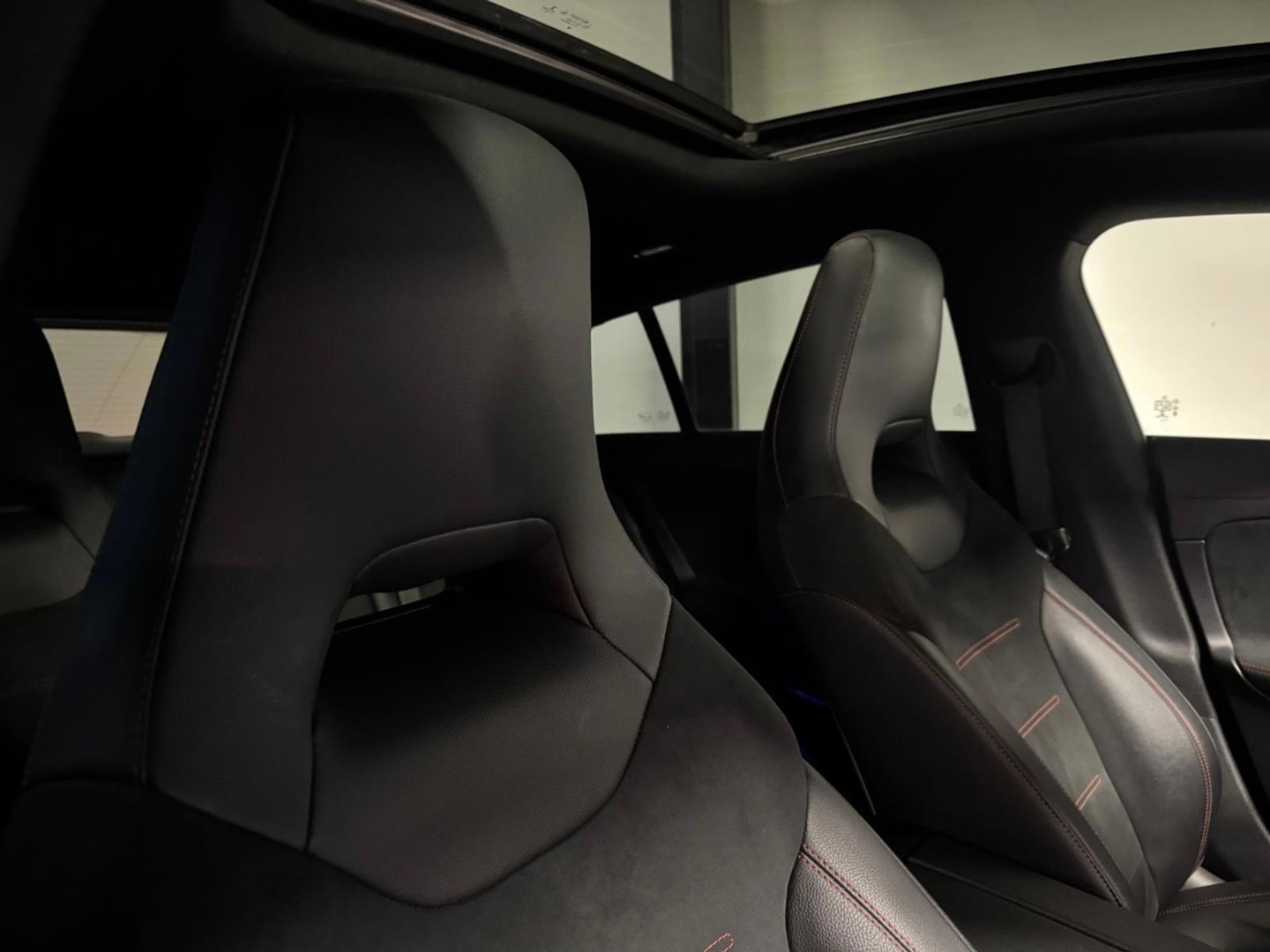 Mercedes-Benz CLA-Klasse Shooting Brake 250 4MATIC AMG Line PANO HUD VOL'