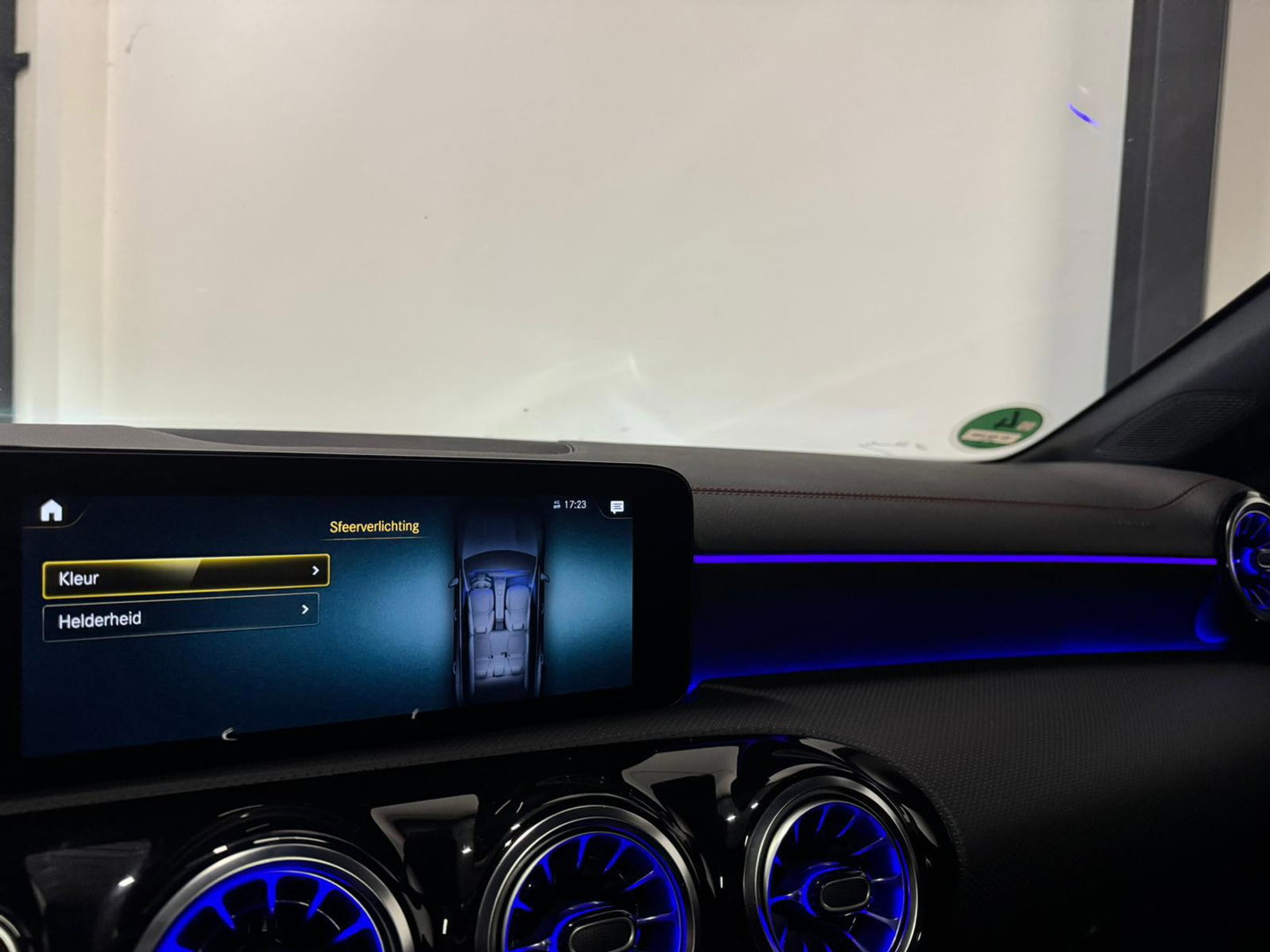 Mercedes-Benz CLA-Klasse Shooting Brake 250 4MATIC AMG Line PANO HUD VOL'