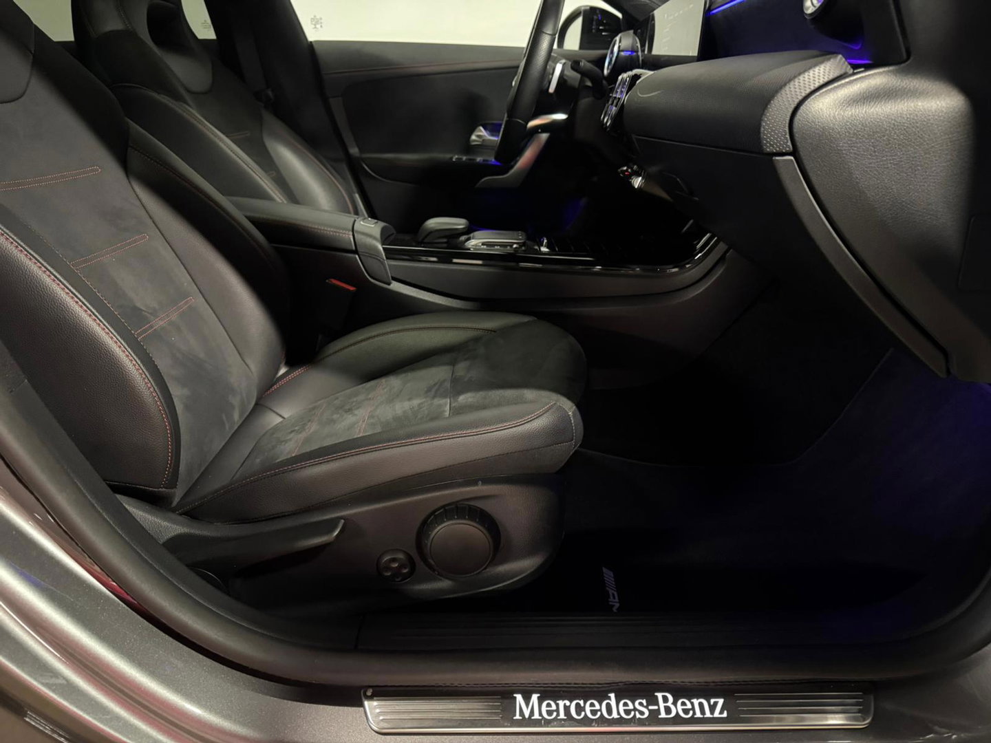 Mercedes-Benz CLA-Klasse Shooting Brake 250 4MATIC AMG Line PANO HUD VOL'