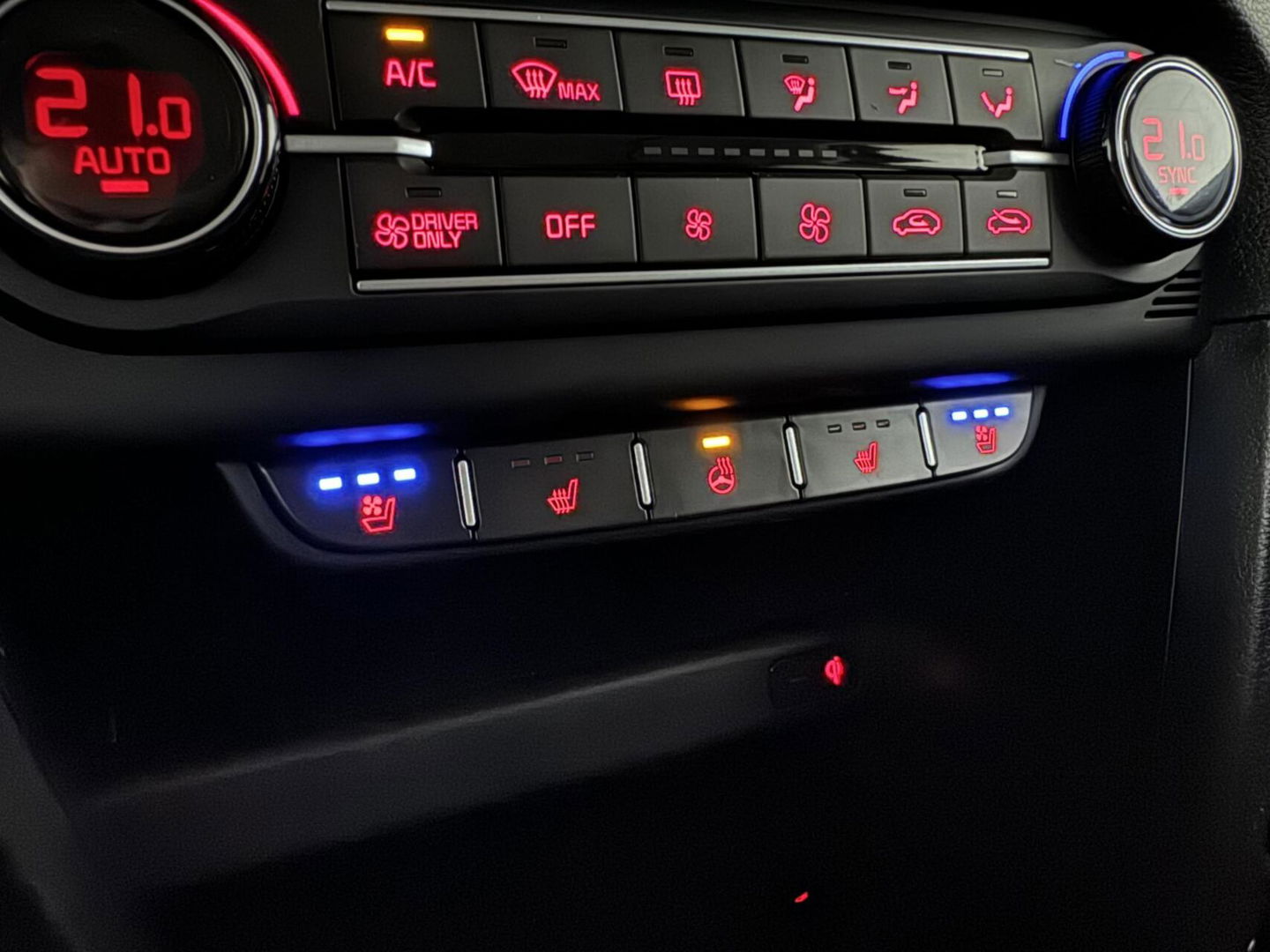 Kia XCeed 1.6 GDi PHEV ExecutiveLine Pano Leer ACC Camera Trekh. NAP