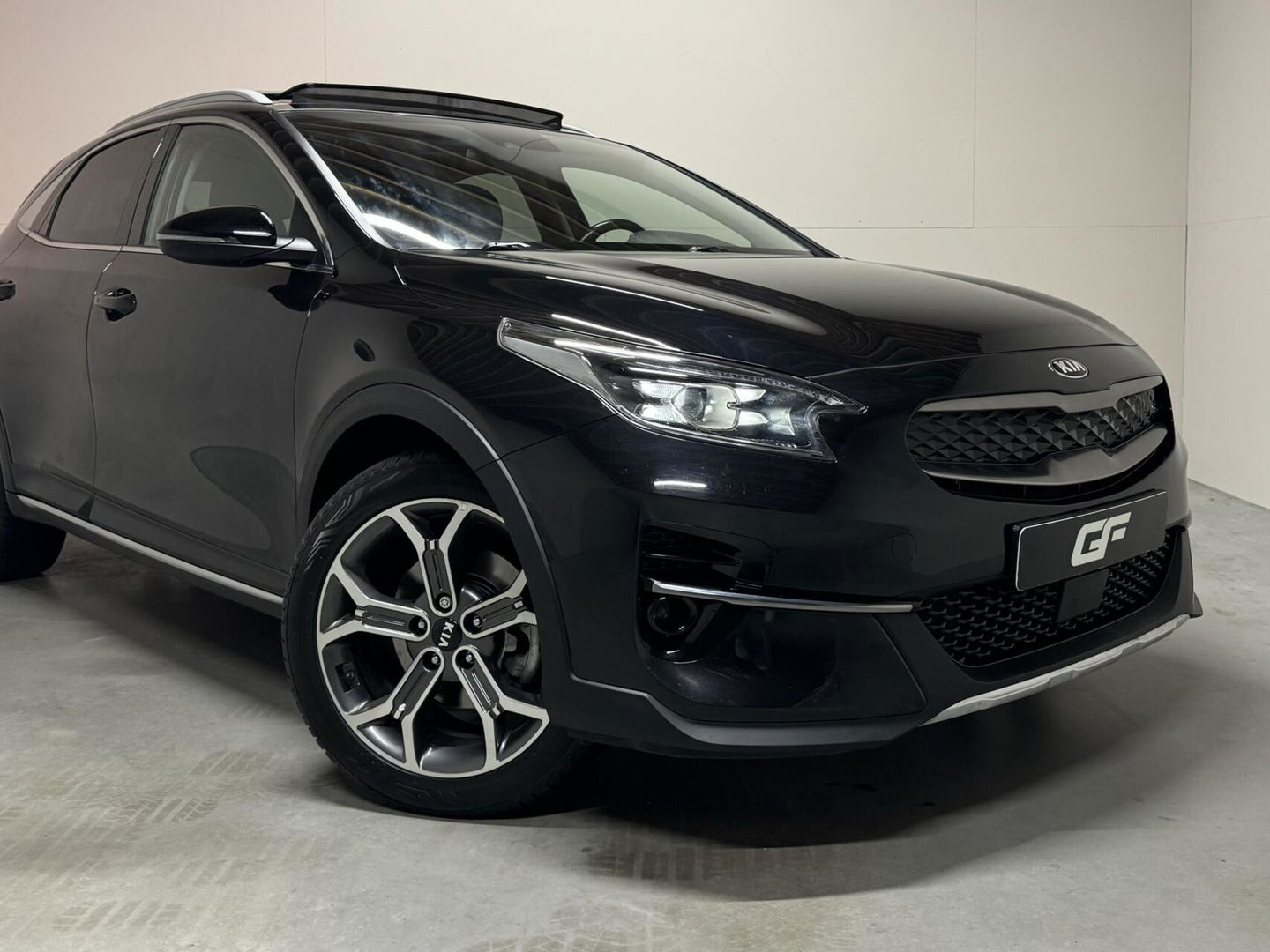 Kia XCeed 1.6 GDi PHEV ExecutiveLine Pano Leer ACC Camera Trekh. NAP