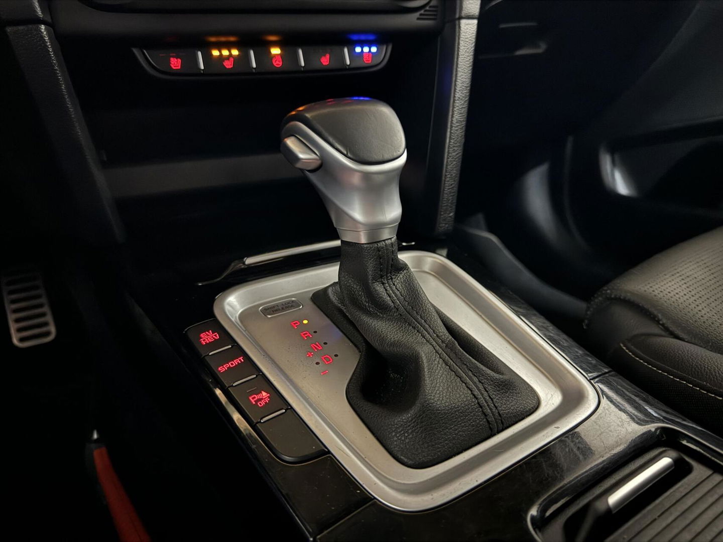 Kia XCeed 1.6 GDi PHEV ExecutiveLine Pano Leer ACC Camera Trekh. NAP