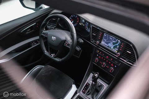 SEAT Leon 2.0 TSI Cupra 290 PK DSG | Panorama | LED | Alcantara | Navigatie | Cruise | Zeer nette auto | rijklaaprijs |