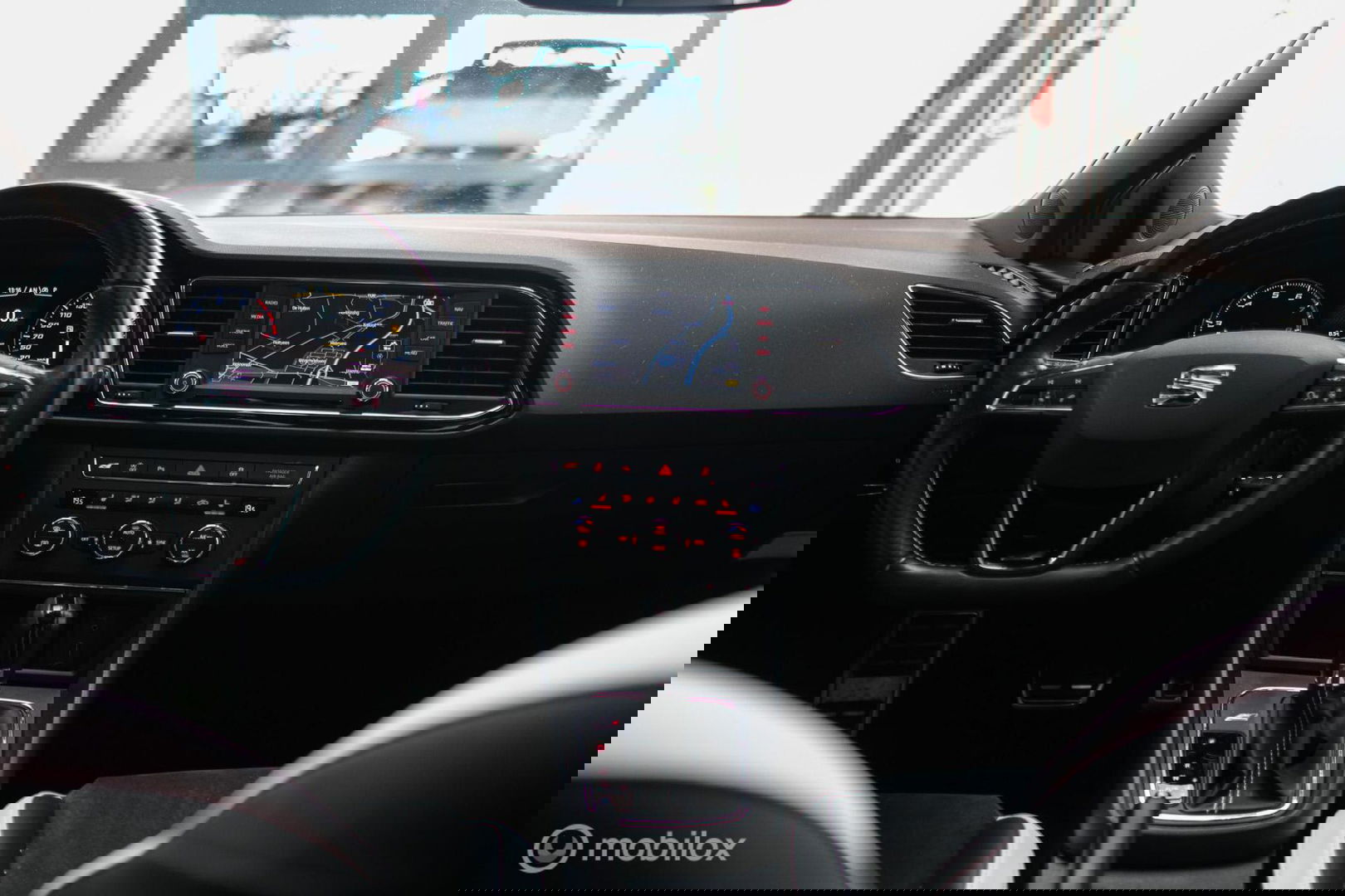 SEAT Leon 2.0 TSI Cupra 290 PK DSG | Panorama | LED | Alcantara | Navigatie | Cruise | Zeer nette auto | rijklaaprijs |