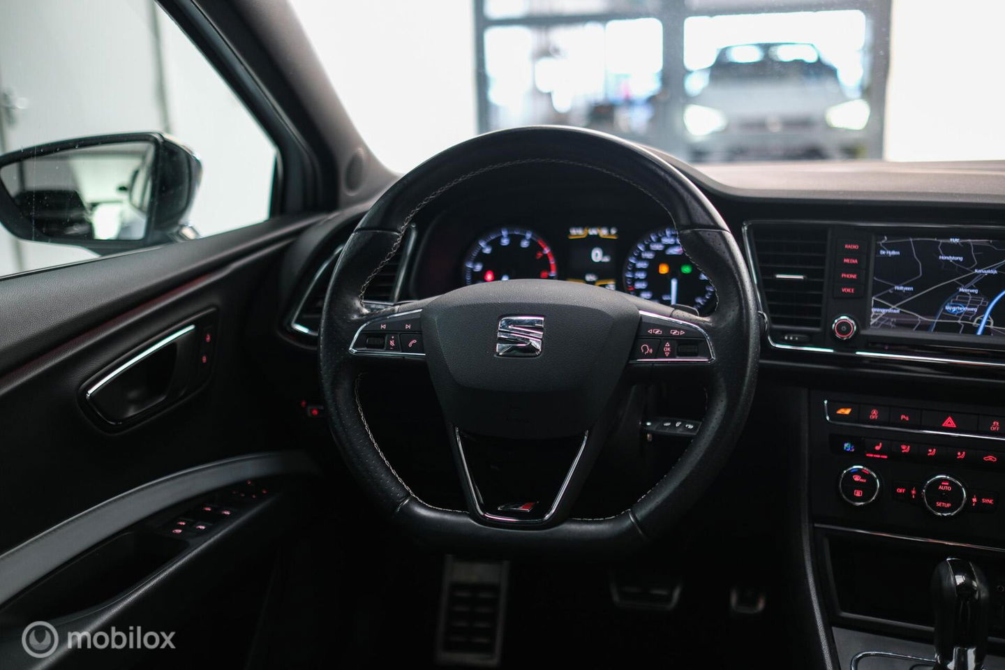 SEAT Leon 2.0 TSI Cupra 290 PK DSG | Panorama | LED | Alcantara | Navigatie | Cruise | Zeer nette auto | rijklaaprijs |