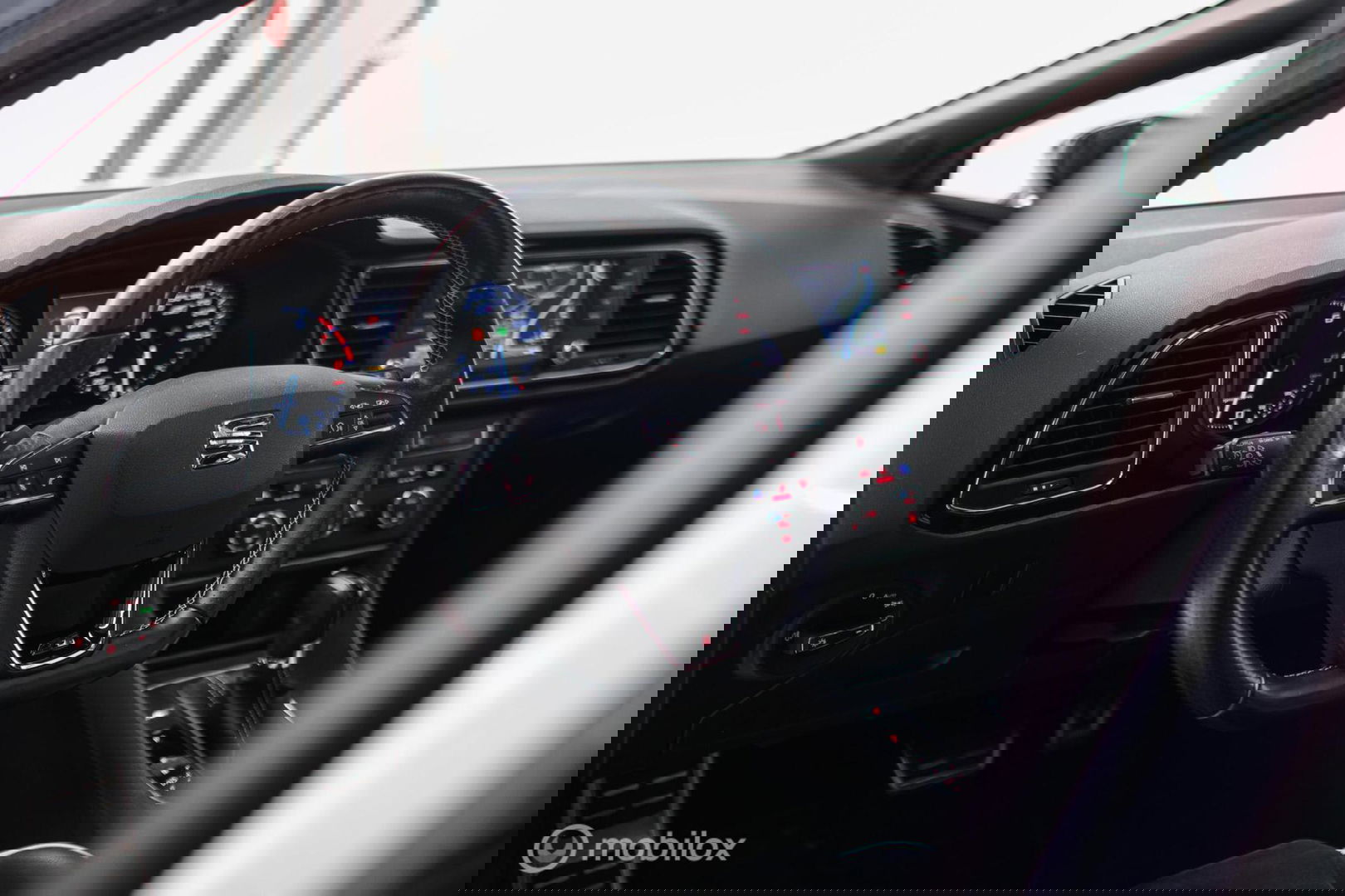 SEAT Leon 2.0 TSI Cupra 290 PK DSG | Panorama | LED | Alcantara | Navigatie | Cruise | Zeer nette auto | rijklaaprijs |