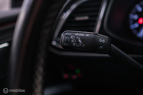 SEAT Leon 2.0 TSI Cupra 290 PK DSG | Panorama | LED | Alcantara | Navigatie | Cruise | Zeer nette auto | rijklaaprijs |