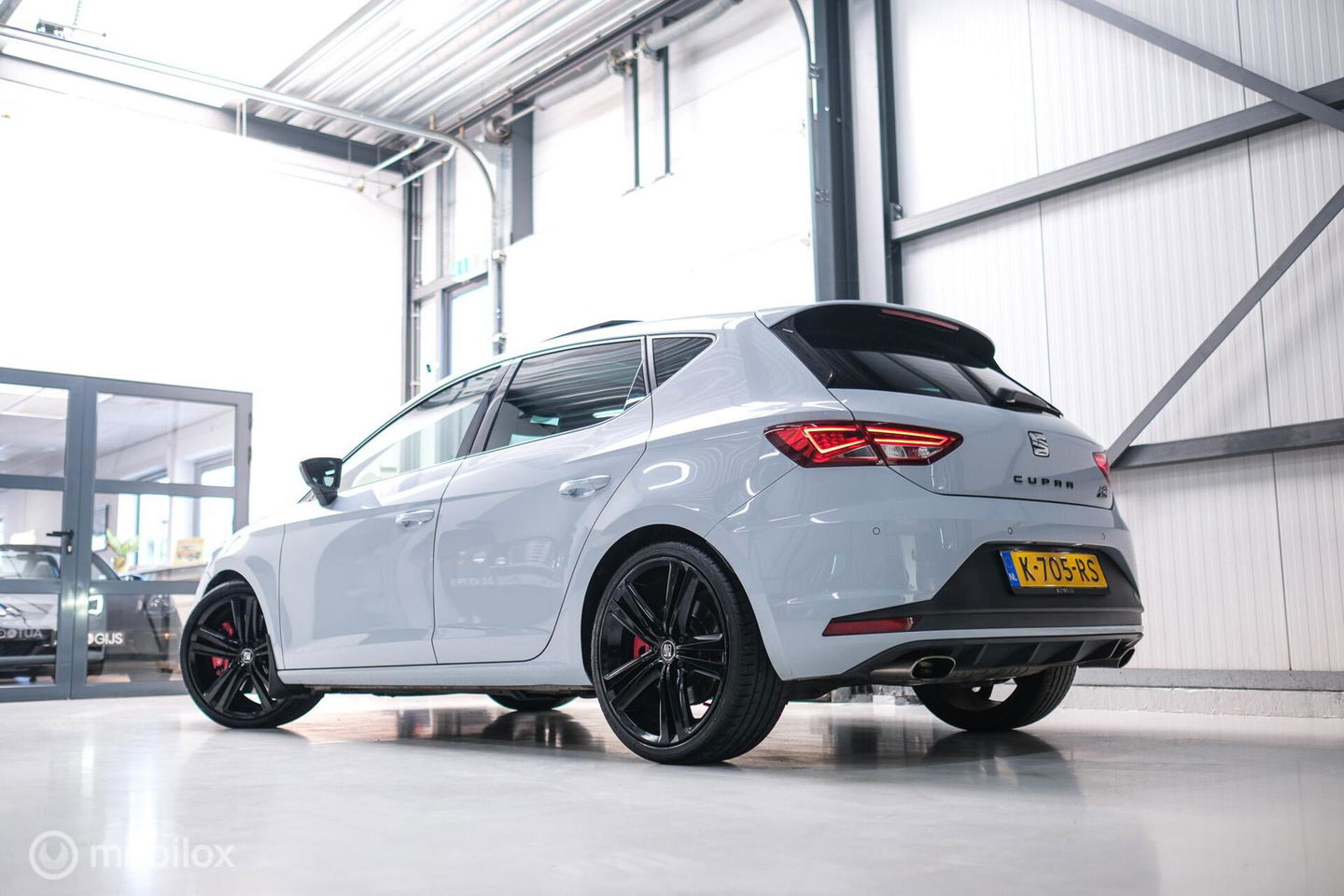 SEAT Leon 2.0 TSI Cupra 290 PK DSG | Panorama | LED | Alcantara | Navigatie | Cruise | Zeer nette auto | rijklaaprijs |