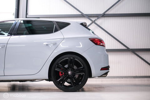 SEAT Leon 2.0 TSI Cupra 290 PK DSG | Panorama | LED | Alcantara | Navigatie | Cruise | Zeer nette auto | rijklaaprijs |