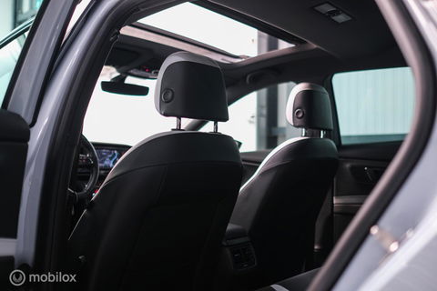 SEAT Leon 2.0 TSI Cupra 290 PK DSG | Panorama | LED | Alcantara | Navigatie | Cruise | Zeer nette auto | rijklaaprijs |