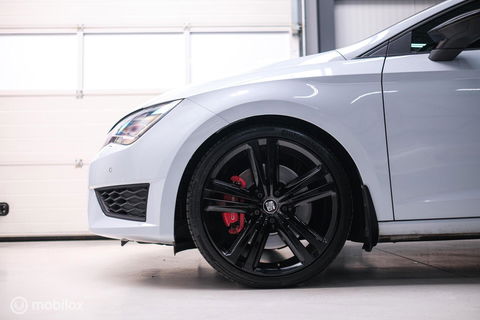 SEAT Leon 2.0 TSI Cupra 290 PK DSG | Panorama | LED | Alcantara | Navigatie | Cruise | Zeer nette auto | rijklaaprijs |