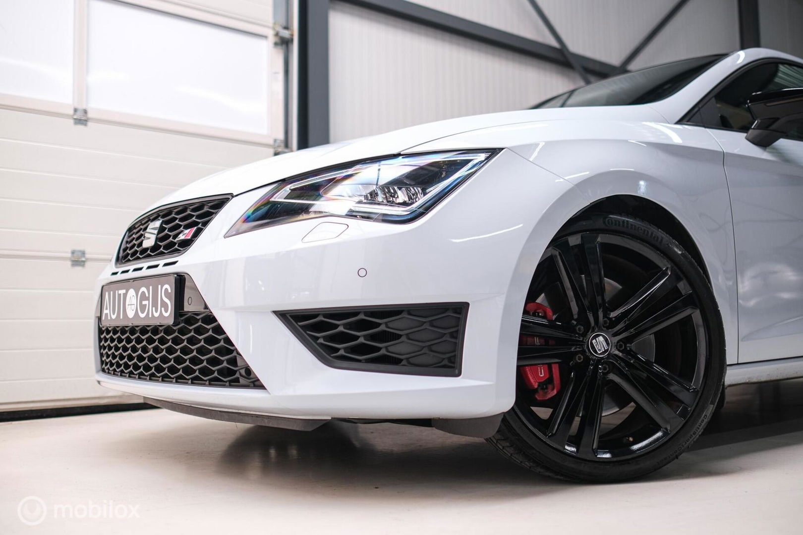 SEAT Leon 2.0 TSI Cupra 290 PK DSG | Panorama | LED | Alcantara | Navigatie | Cruise | Zeer nette auto | rijklaaprijs |