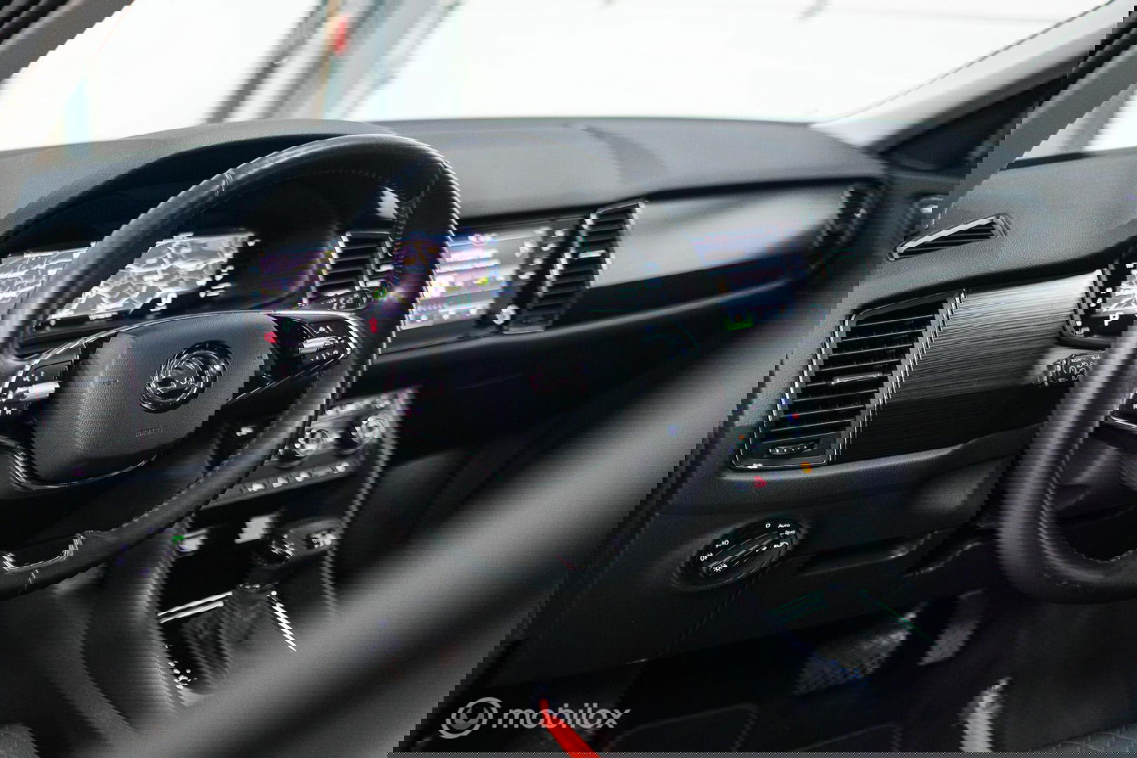 Škoda Kodiaq 1.5 TSI Business Edition DSG | Virtual cockpit | LED | Trekhaak | Camera | DAB | Canton Audio | 1e eigenaar | Rijklaar |