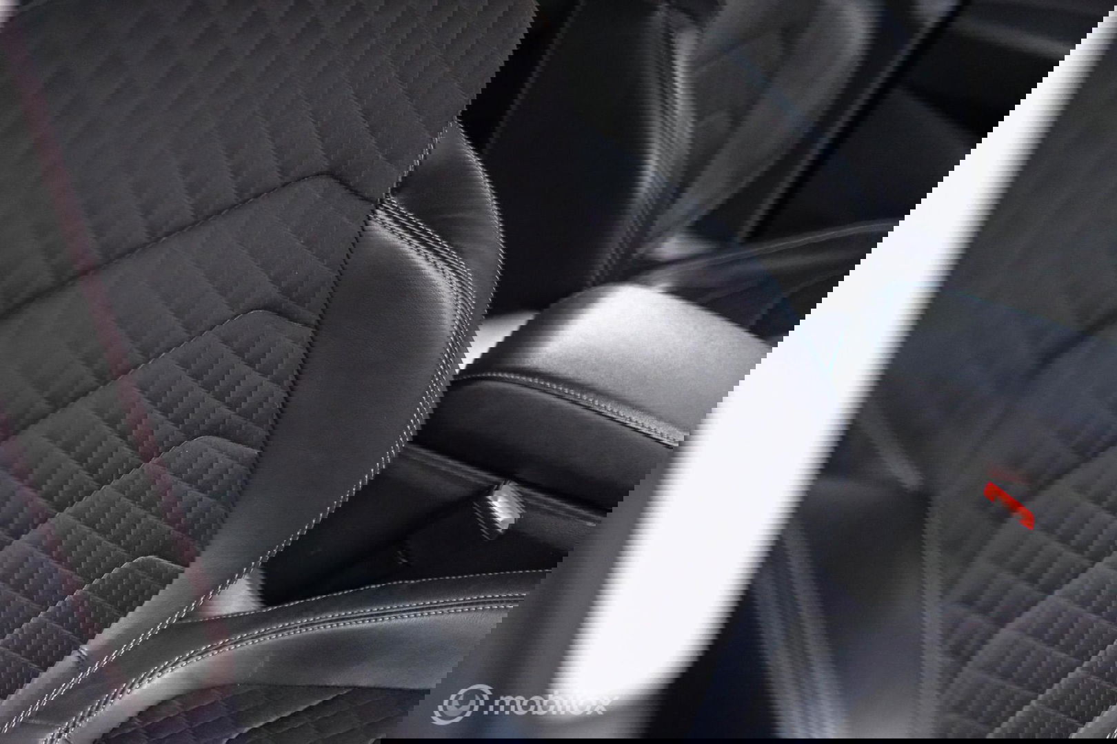 Škoda Kodiaq 1.5 TSI Business Edition DSG | Virtual cockpit | LED | Trekhaak | Camera | DAB | Canton Audio | 1e eigenaar | Rijklaar |