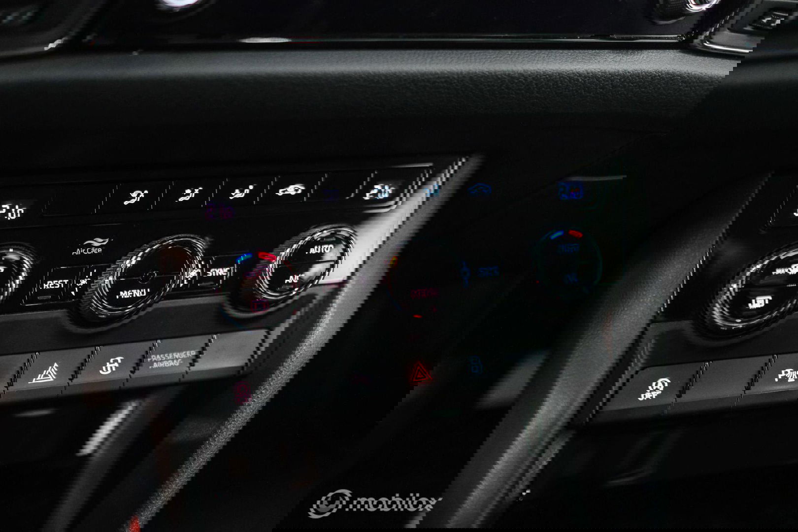 Škoda Kodiaq 1.5 TSI Business Edition DSG | Virtual cockpit | LED | Trekhaak | Camera | DAB | Canton Audio | 1e eigenaar | Rijklaar |