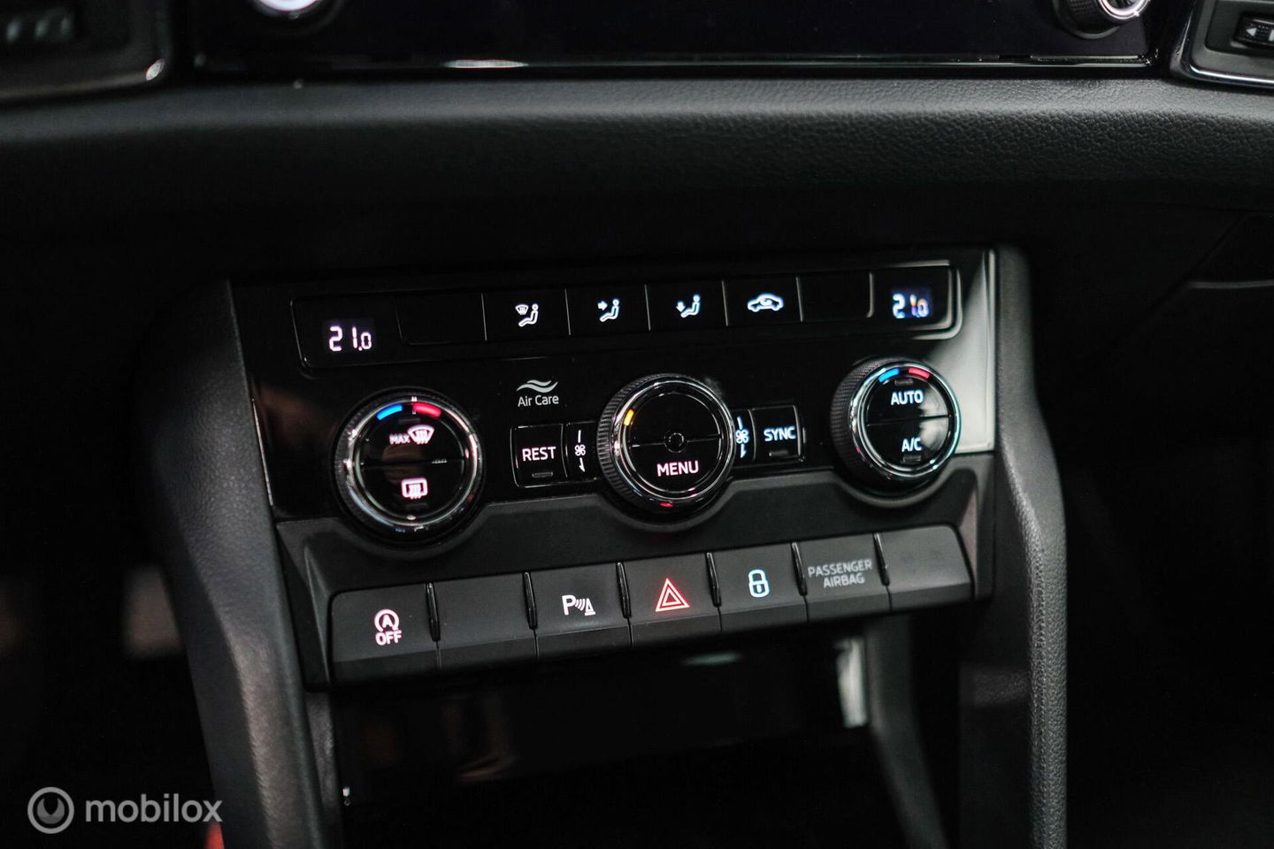 Škoda Kodiaq 1.5 TSI Business Edition DSG | Virtual cockpit | LED | Trekhaak | Camera | DAB | Canton Audio | 1e eigenaar | Rijklaar |