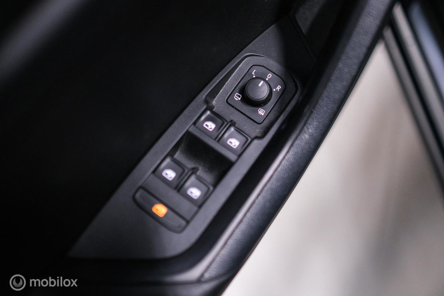 Škoda Kodiaq 1.5 TSI Business Edition DSG | Virtual cockpit | LED | Trekhaak | Camera | DAB | Canton Audio | 1e eigenaar | Rijklaar |