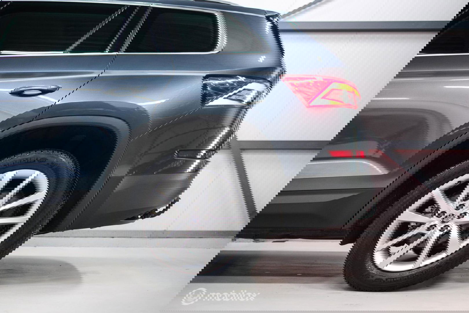 Škoda Kodiaq 1.5 TSI Business Edition DSG | Virtual cockpit | LED | Trekhaak | Camera | DAB | Canton Audio | 1e eigenaar | Rijklaar |