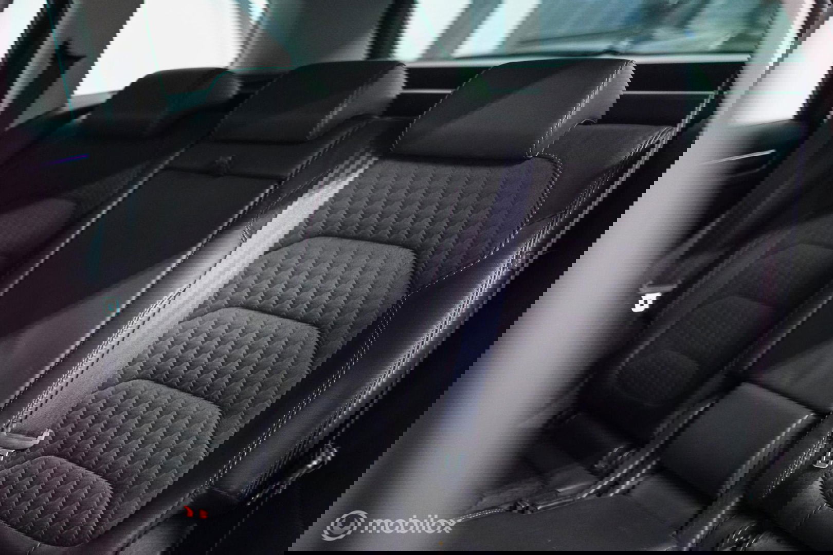 Škoda Kodiaq 1.5 TSI Business Edition DSG | Virtual cockpit | LED | Trekhaak | Camera | DAB | Canton Audio | 1e eigenaar | Rijklaar |