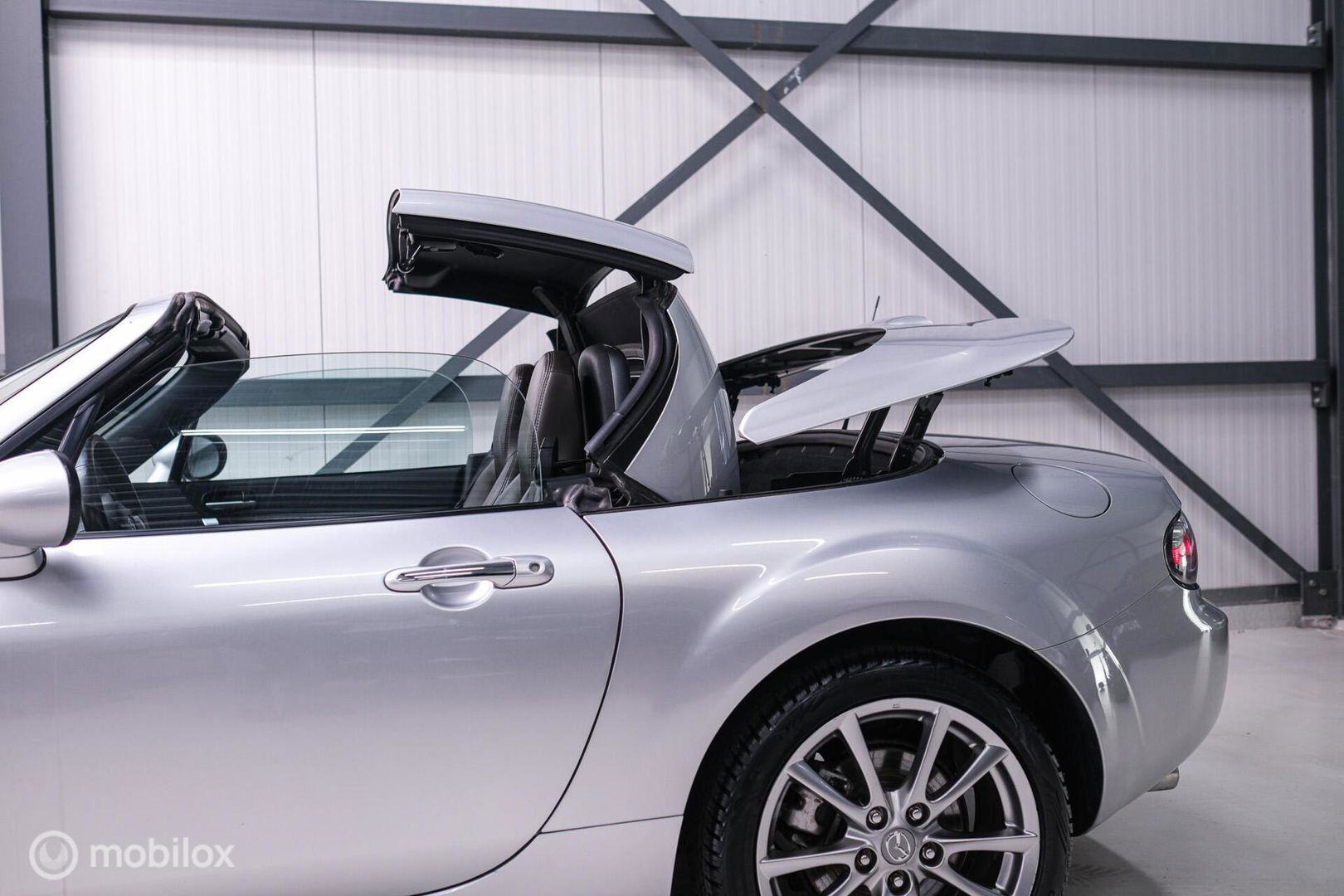 Mazda MX-5 1.8 TS+ | Hardtop | Leder | Top onderhouden | Stoelverwarming | Rijklaarprijs |