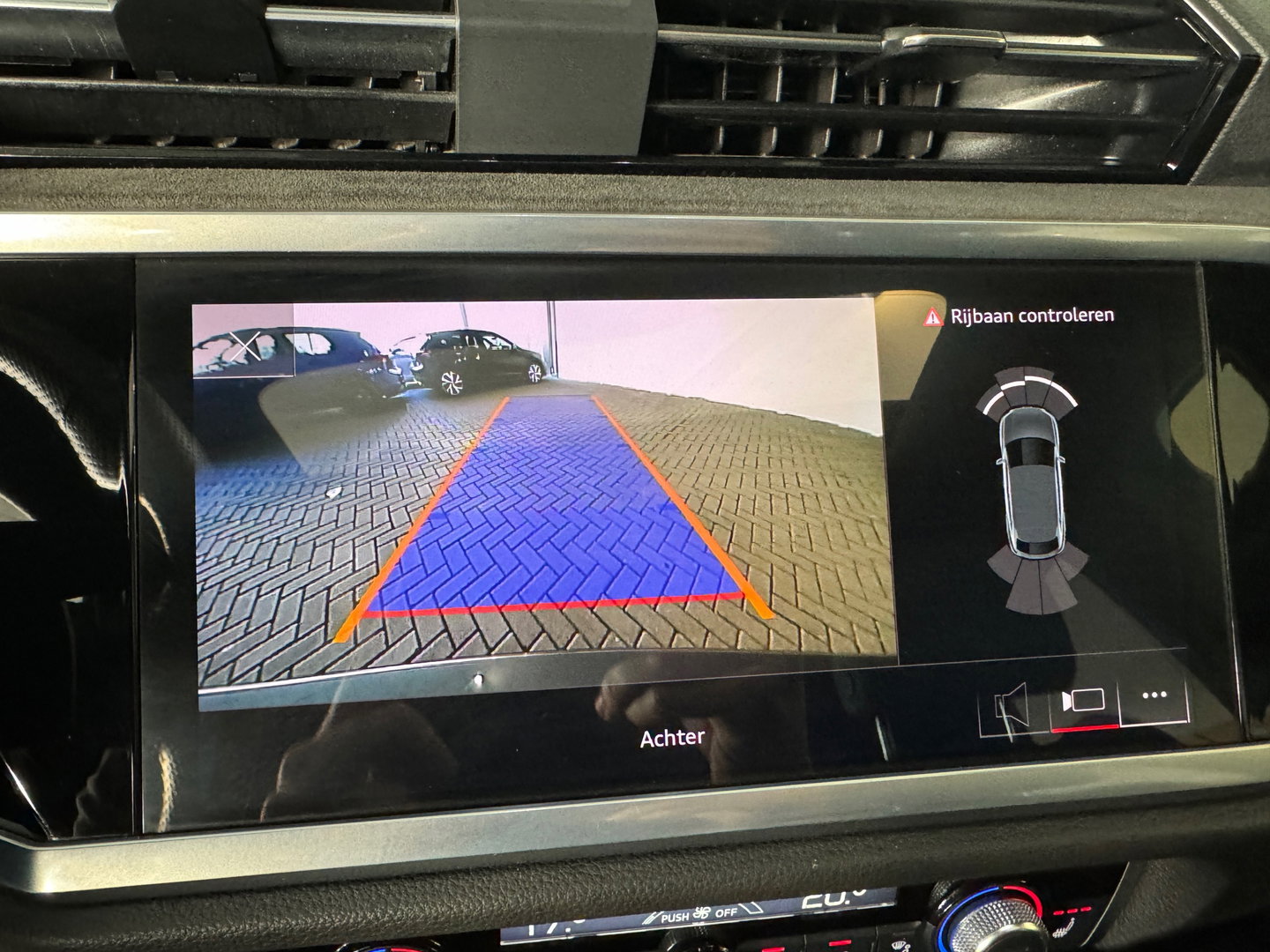 Audi RSQ3 Sportback 2.5 TFSI Quattro Pano|B&O|Keyless|Sfeer