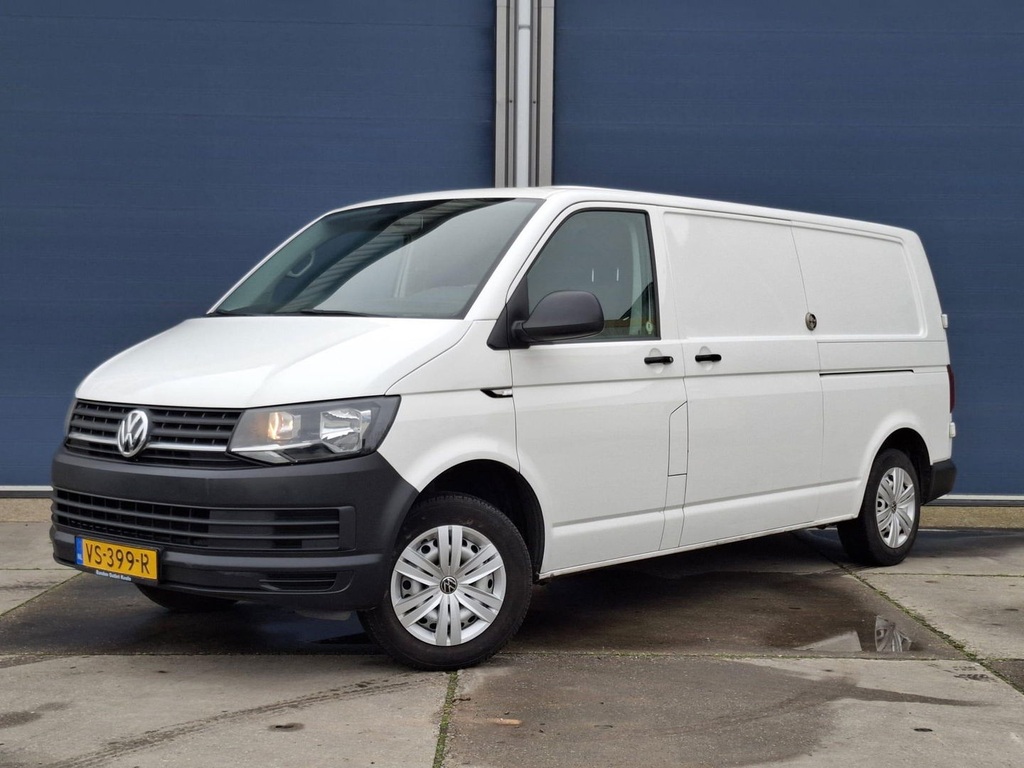Volkswagen Transporter 2.0 TDI L2H1 Comfortline DUBBELE SCHUIFDEUR / TREKHAAK / EURO 6 / AIRCO / 3 ZITS
