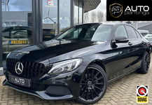 Mercedes-Benz C-Klasse - 180 Business Solution AMG | BOMVOL | Elektrisch Glazen Panorama-dak | Dodehoekdetectie | Trekhaak | Stoelverwarming | Navigatie | Achteruitrijcamera | 2 Sleutels | Sportonderstel |
