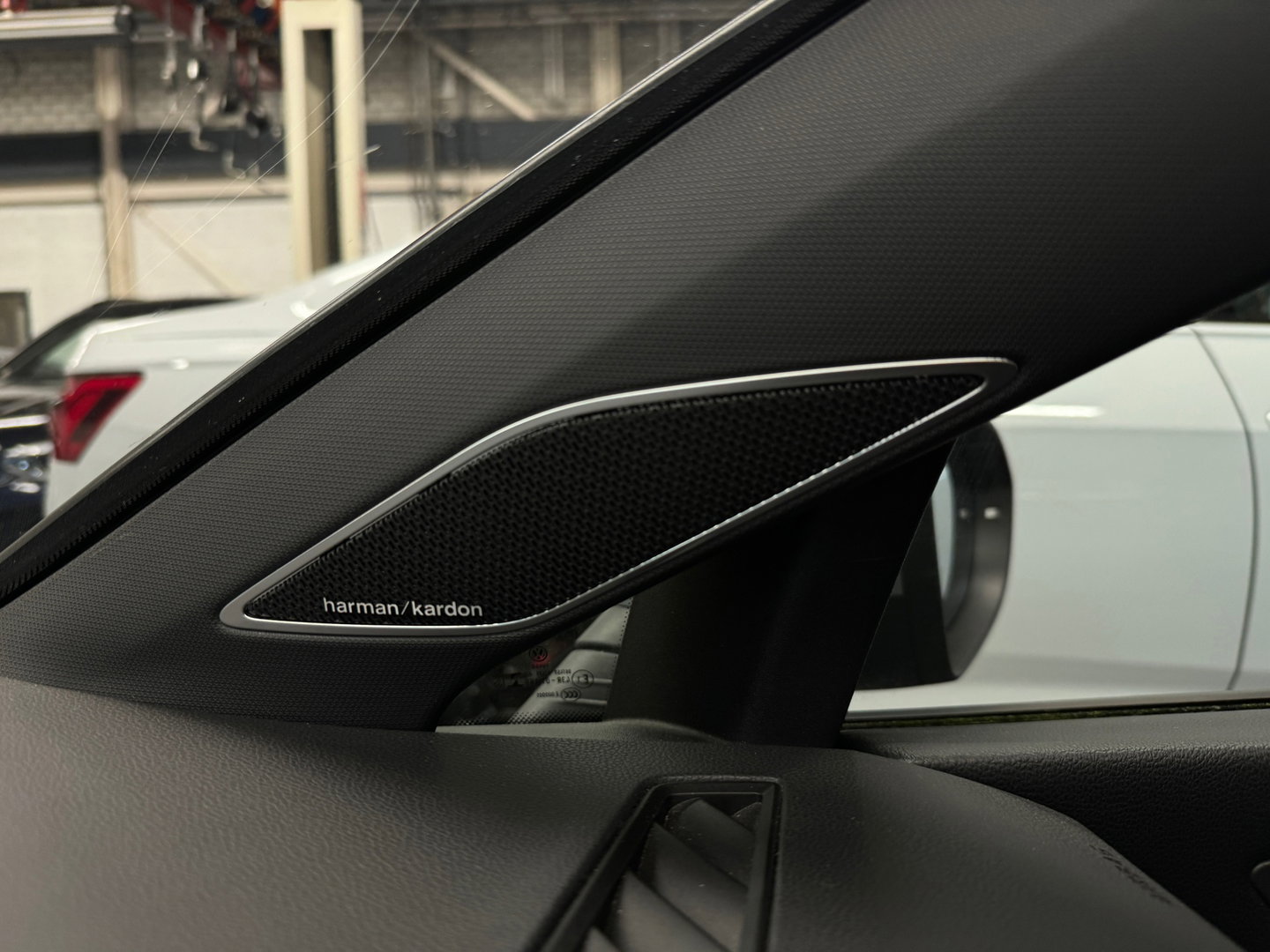 Volkswagen Golf 2.0 TSI GTI Pano|H/K|HuD|Memory|MILLTEK|VOL