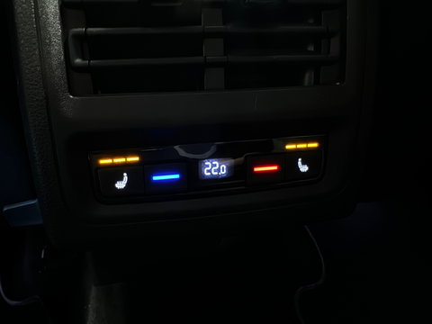 Volkswagen Golf 2.0 TSI GTI Pano|H/K|HuD|Memory|MILLTEK|VOL