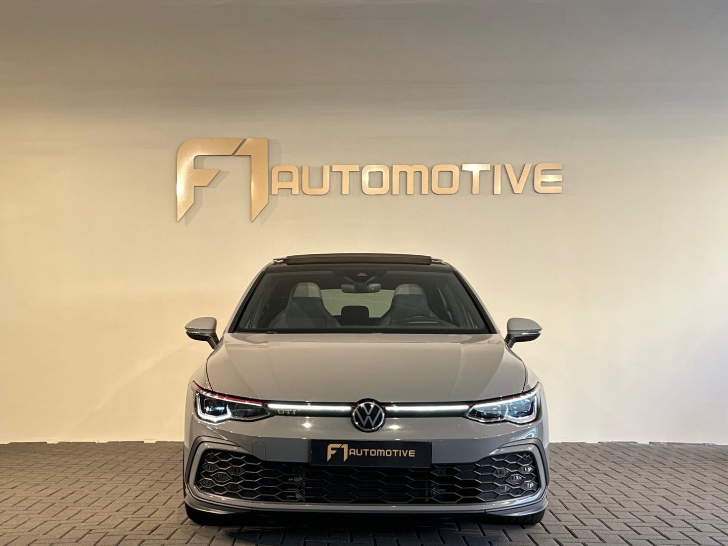 Volkswagen Golf 2.0 TSI GTI Pano|H/K|HuD|Memory|MILLTEK|VOL