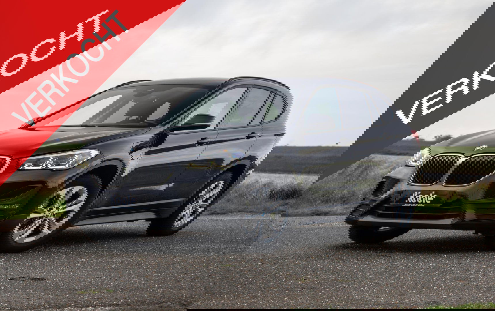 BMW X1 xDrive25e Executive CAMERA / CARPLAY / AUTOMAAT / LEDER / LED / CRUISE CONTROLE / STOELVERWARMING