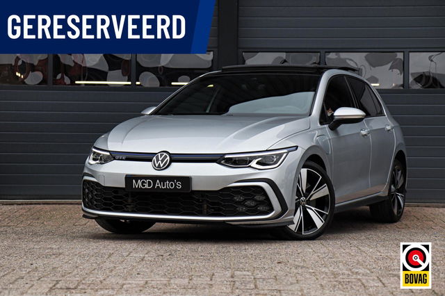 Volkswagen Golf - 1.4 eHybrid GTE /IQ-LIGHT/PANODAK/STOEL+STUURVERW./KEYLESS/CAMERA/CARPLAY/ACC!
