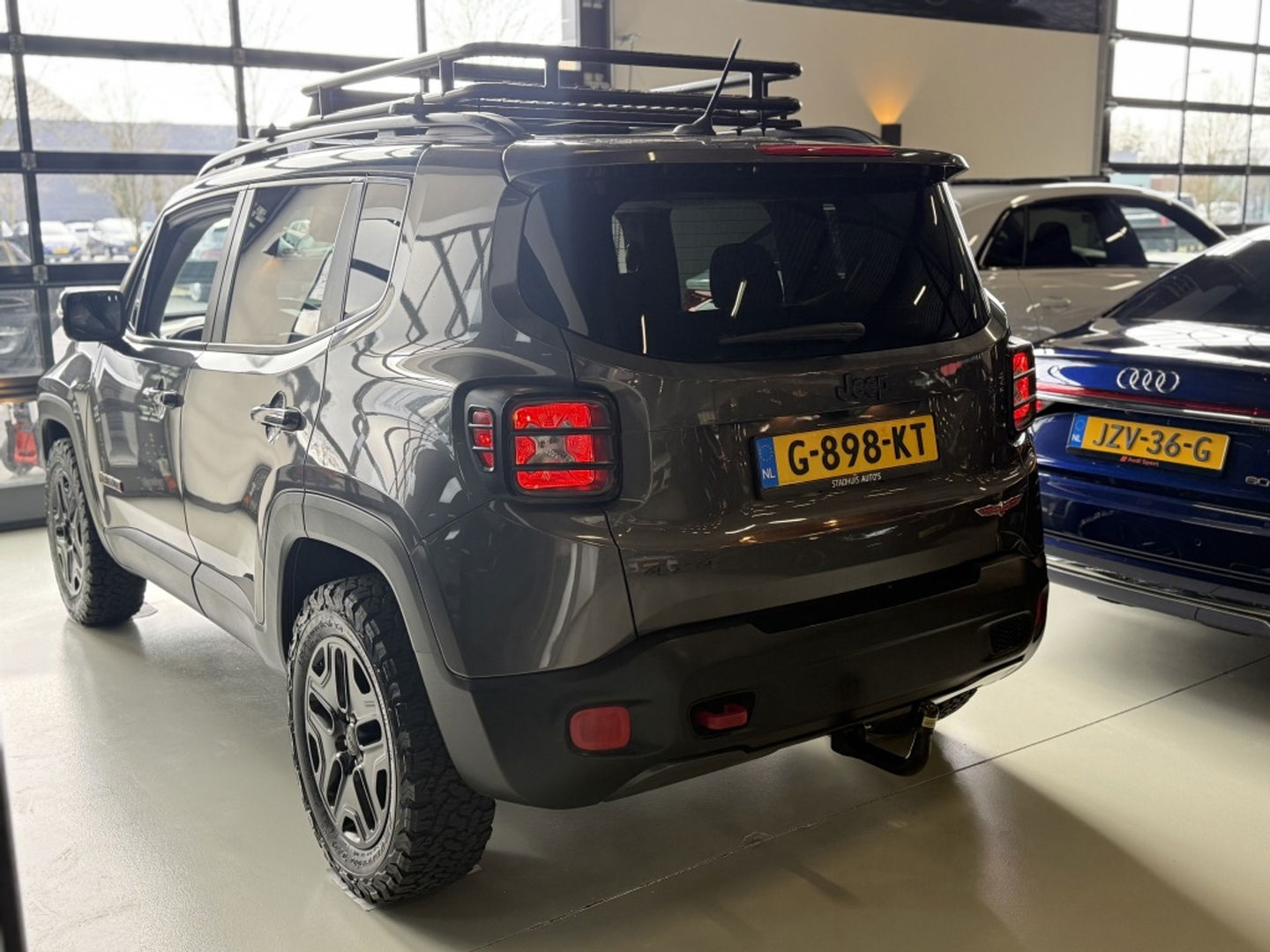 Jeep Renegade Trail Hawk 2.4 179PK automaat / lier / LED