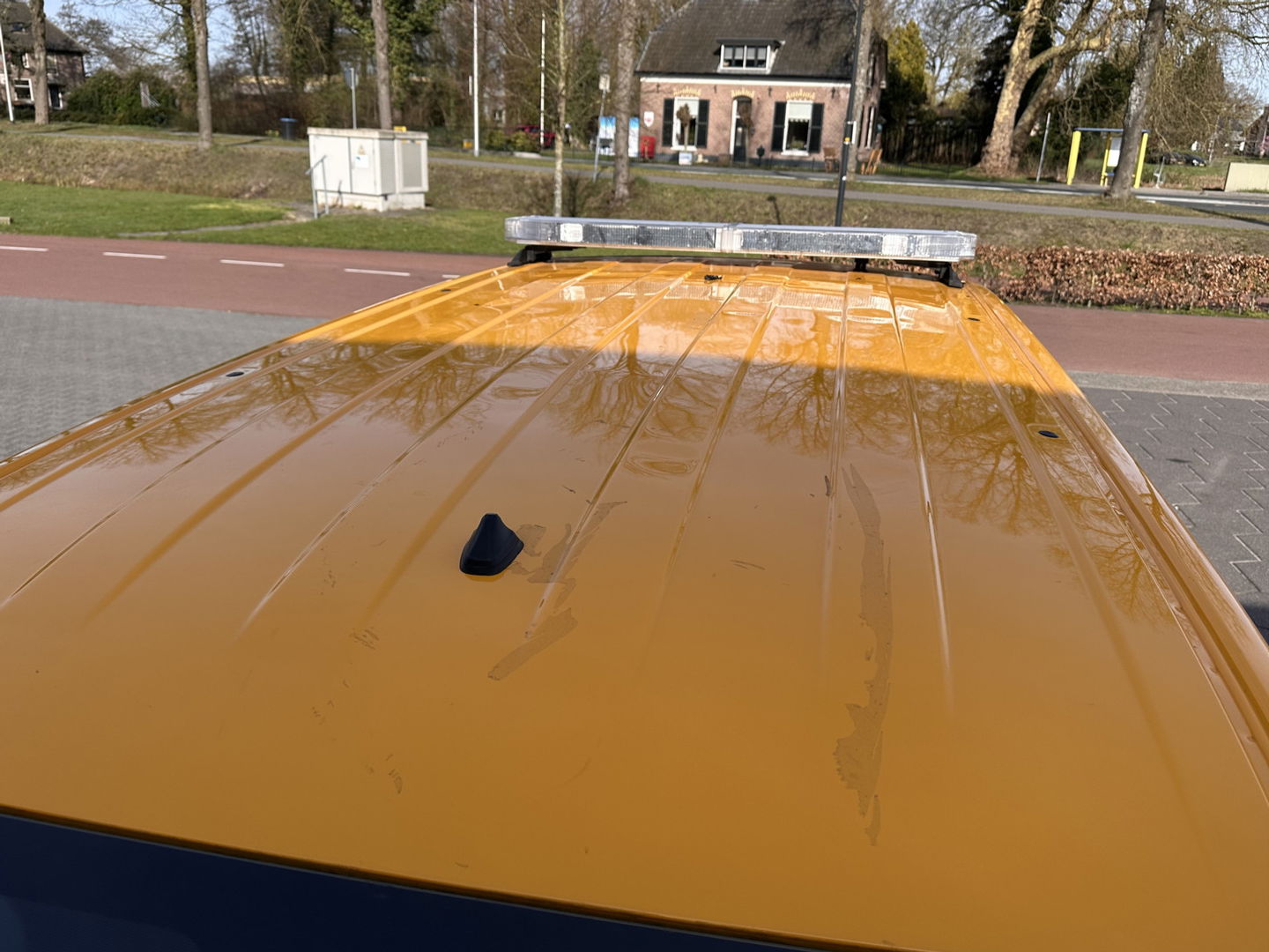 Nissan e-NV200 Evalia 40 kWh Connect Edition [ 7-Pers. ] {SOH-95%} (INCL.BTW) *NAVI-FULLMAP | CAMERA | HEATED-COMFORTSEATS | DAB | PRIVACY-GLASS | ECC | CRUISE | 15''ALU*