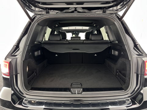 Mercedes-Benz GLB 200 Business Solution Luxury (INCL-BTW) *PANO | LEATHER | FULL-LED | AMBIENTLIGHT | HEATED-SPORTSEATS | WIDESCREEN-DIGICOCKPIT | DAB+ | NAVI-FULLMAP | CAMERA | PRIVACYGLASS | LANE-ASSIST | DYNAMIC-SELECT | 18'