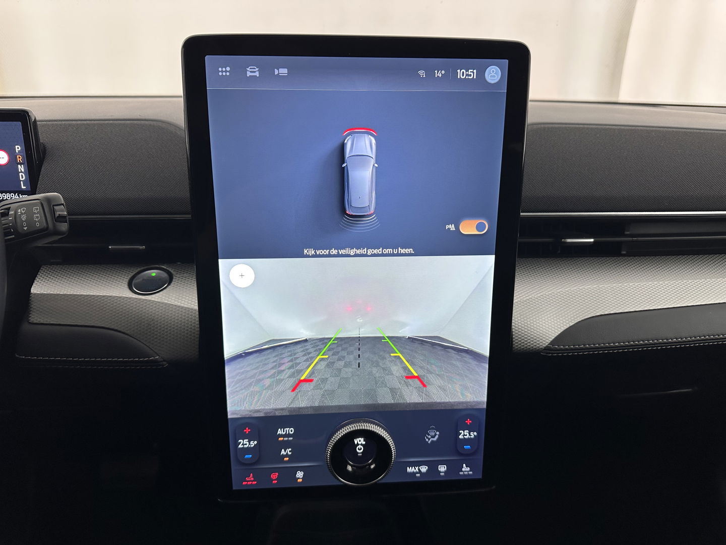 Ford Mustang Mach-E RWD 75 kWh [ 3-Fase-11kW] {SOH-89%} (INCL.BTW) *LEATHER | FULL-LED | DAB | DIGI-COCKPIT | KEYLESS | NAVI-FULLMAP | CARPLAY | HEATED-COMFORTSEATS | TOPVIEW | ADAPTIVE-CRUISE | PRIVACY-GLASS | 18'' ALU*