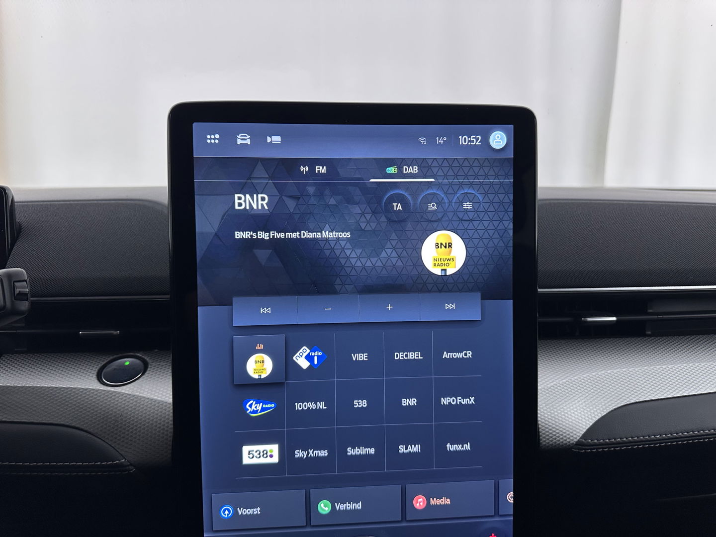 Ford Mustang Mach-E RWD 75 kWh [ 3-Fase-11kW] {SOH-89%} (INCL.BTW) *LEATHER | FULL-LED | DAB | DIGI-COCKPIT | KEYLESS | NAVI-FULLMAP | CARPLAY | HEATED-COMFORTSEATS | TOPVIEW | ADAPTIVE-CRUISE | PRIVACY-GLASS | 18'' ALU*