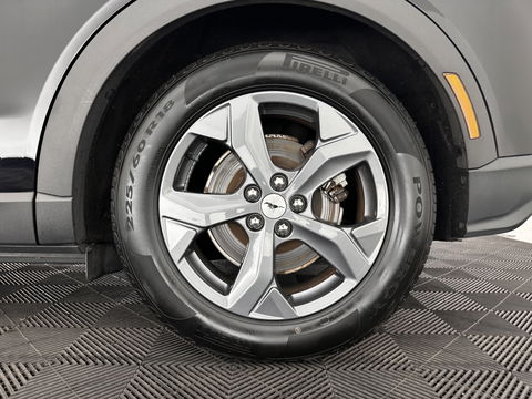 Ford Mustang Mach-E RWD 75 kWh [ 3-Fase-11kW] {SOH-89%} (INCL.BTW) *LEATHER | FULL-LED | DAB | DIGI-COCKPIT | KEYLESS | NAVI-FULLMAP | CARPLAY | HEATED-COMFORTSEATS | TOPVIEW | ADAPTIVE-CRUISE | PRIVACY-GLASS | 18'' ALU*