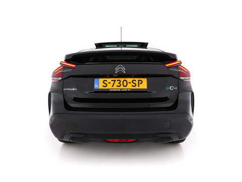 Citroën Ë-C4 Feel 50 kWh [ 3-Fase-11kW ] (INCL-BTW) *PANO | HEAD-UP | LEATHER-FABRIC | FULL-LED | DIGI-COCKPIT | BLINDSPOT | CARPLAY | COMFORT-SEATS | ECC | LANE-ASSIST | KEYLESS | PDC | CRUISE | DAB  | CCS-FASTLOADER | 18''ALU*