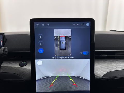 Ford Mustang Mach-E RWD 75 kWh [ 3-Fase-11kW] {SOH-86%} (INCL.BTW) *LEATHER | FULL-LED | DAB | DIGI-COCKPIT | KEYLESS | NAVI-FULLMAP | CARPLAY | HEATED-COMFORTSEATS | TOPVIEW | ADAPTIVE-CRUISE | PRIVACY-GLASS | 18'' ALU*