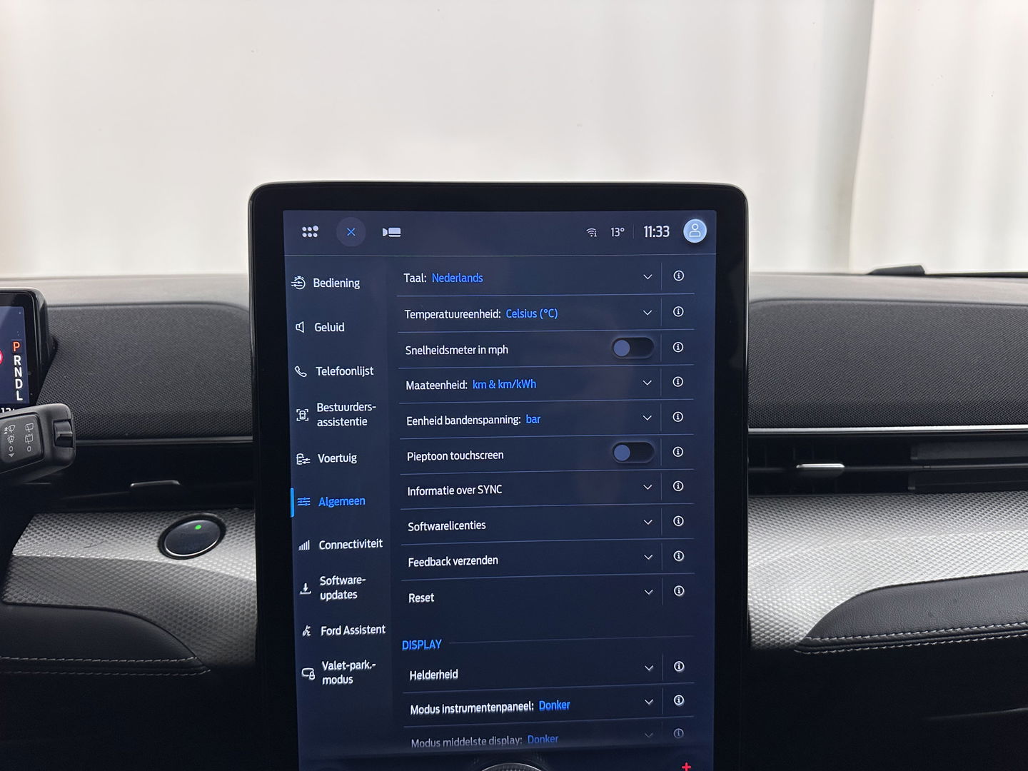 Ford Mustang Mach-E RWD 75 kWh [ 3-Fase-11kW] {SOH-86%} (INCL.BTW) *LEATHER | FULL-LED | DAB | DIGI-COCKPIT | KEYLESS | NAVI-FULLMAP | CARPLAY | HEATED-COMFORTSEATS | TOPVIEW | ADAPTIVE-CRUISE | PRIVACY-GLASS | 18'' ALU*