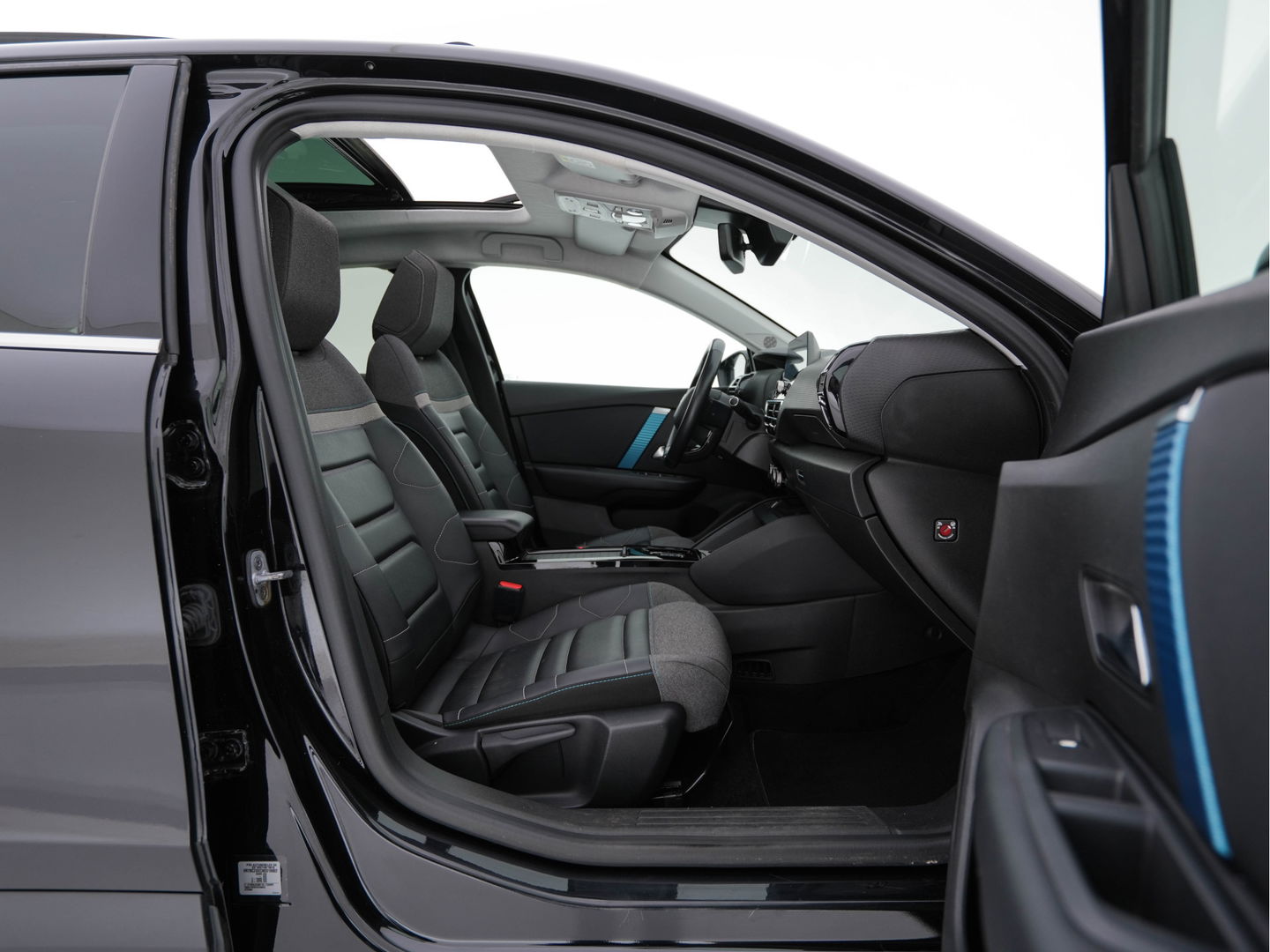 Citroën Ë-C4 Feel 50 kWh [ 3-Fase-11kW ] (INCL-BTW) *PANO | HEAD-UP | LEATHER-FABRIC | FULL-LED | DIGI-COCKPIT | BLINDSPOT | CARPLAY | COMFORT-SEATS | ECC | LANE-ASSIST | KEYLESS | PDC | CRUISE | DAB  | CCS-FASTLOADER | 18''ALU*