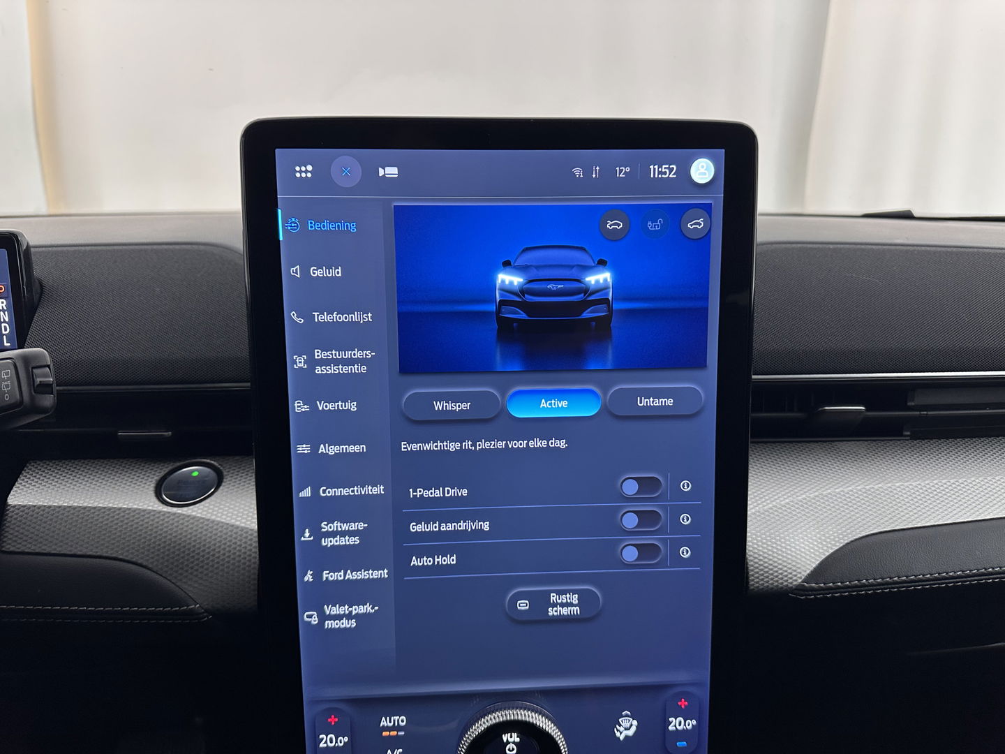 Ford Mustang Mach-E RWD 75 kWh [ 3-Fase ] {SOH-87%] (INCL.BTW) *LEATHER | FULL-LED | DAB | DIGI-COCKPIT | KEYLESS | NAVI-FULLMAP | CARPLAY | HEATED-COMFORTSEATS | TOPVIEW | ADAPTIVE-CRUISE | PRIVACY-GLASS | 18'' ALU*