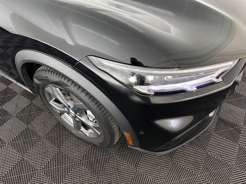 Ford Mustang Mach-E RWD 75 kWh [ 3-Fase ] {SOH-87%] (INCL.BTW) *LEATHER | FULL-LED | DAB | DIGI-COCKPIT | KEYLESS | NAVI-FULLMAP | CARPLAY | HEATED-COMFORTSEATS | TOPVIEW | ADAPTIVE-CRUISE | PRIVACY-GLASS | 18'' ALU*