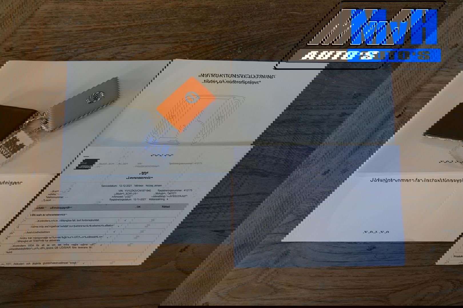 Volvo XC60 2.0 B5 R-Design|235PK|STOELVERW|CAMERA|LEER|KEYLESS