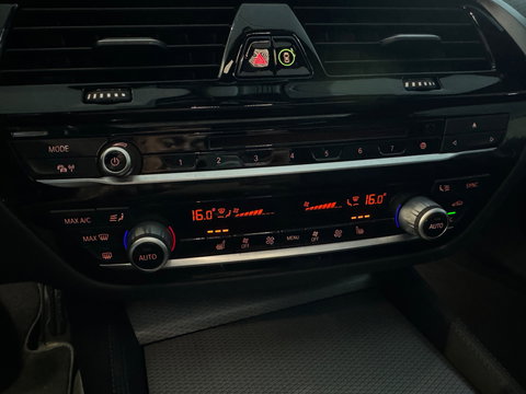 BMW 5 Serie Touring 530i xDrive M Sport High Ex Pano|Sfeer