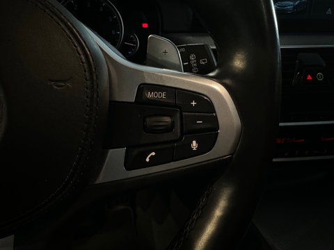 BMW 5 Serie Touring 530i xDrive M Sport High Ex Pano|Sfeer