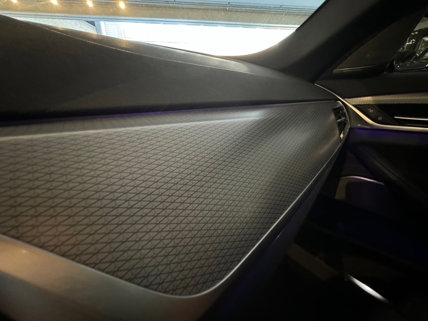 BMW 5 Serie Touring 530i xDrive M Sport High Ex Pano|Sfeer